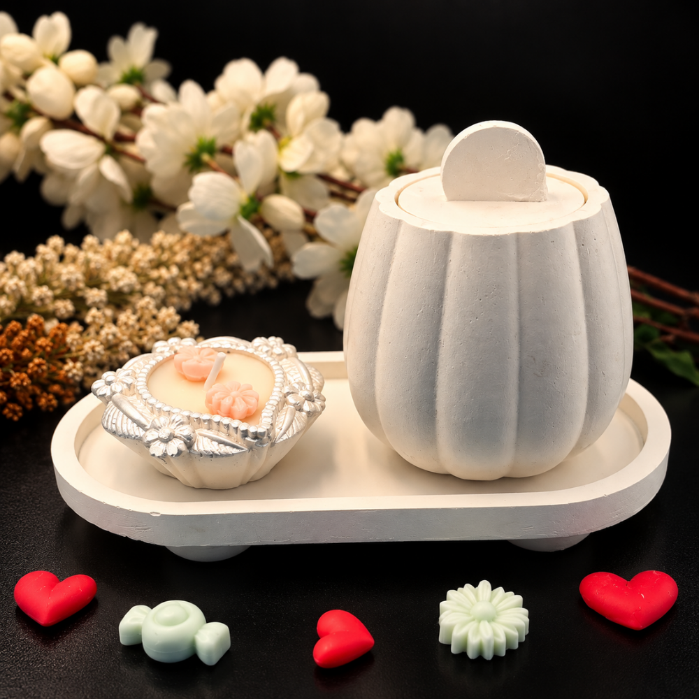 Ivory Blossom Candle Set