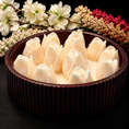 Load image into Gallery viewer, Ivory Tulip Garden Urli Candle
