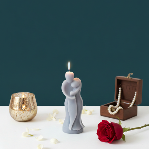 Couple hug candle